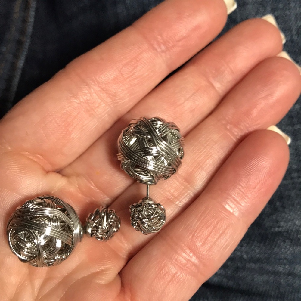 Brand new never worn Earrings